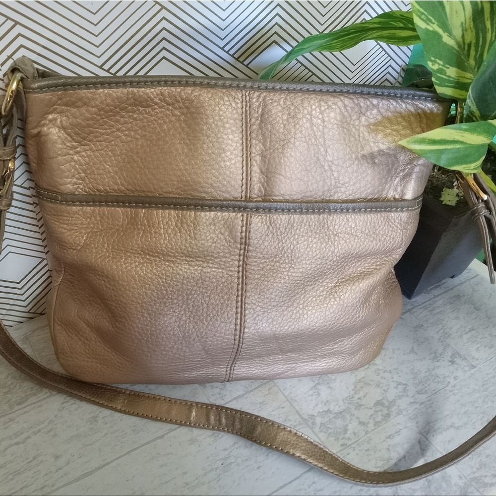The SAK crossbody purse